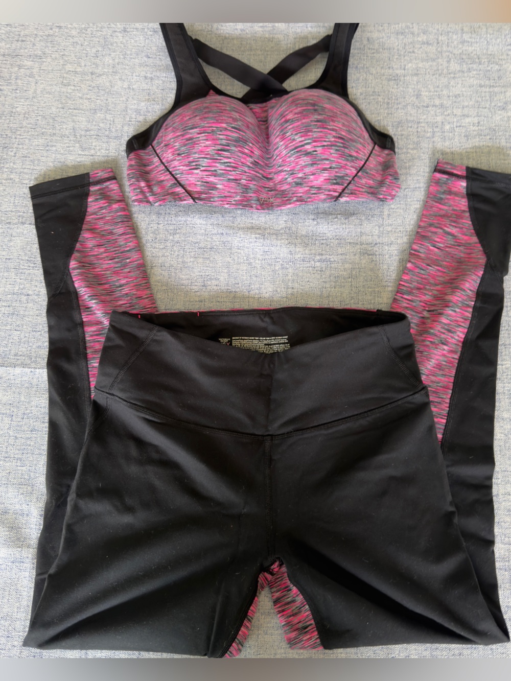 Victoria's Secret Pink & Black Space-Dye Sports Bra and Leggings Set
